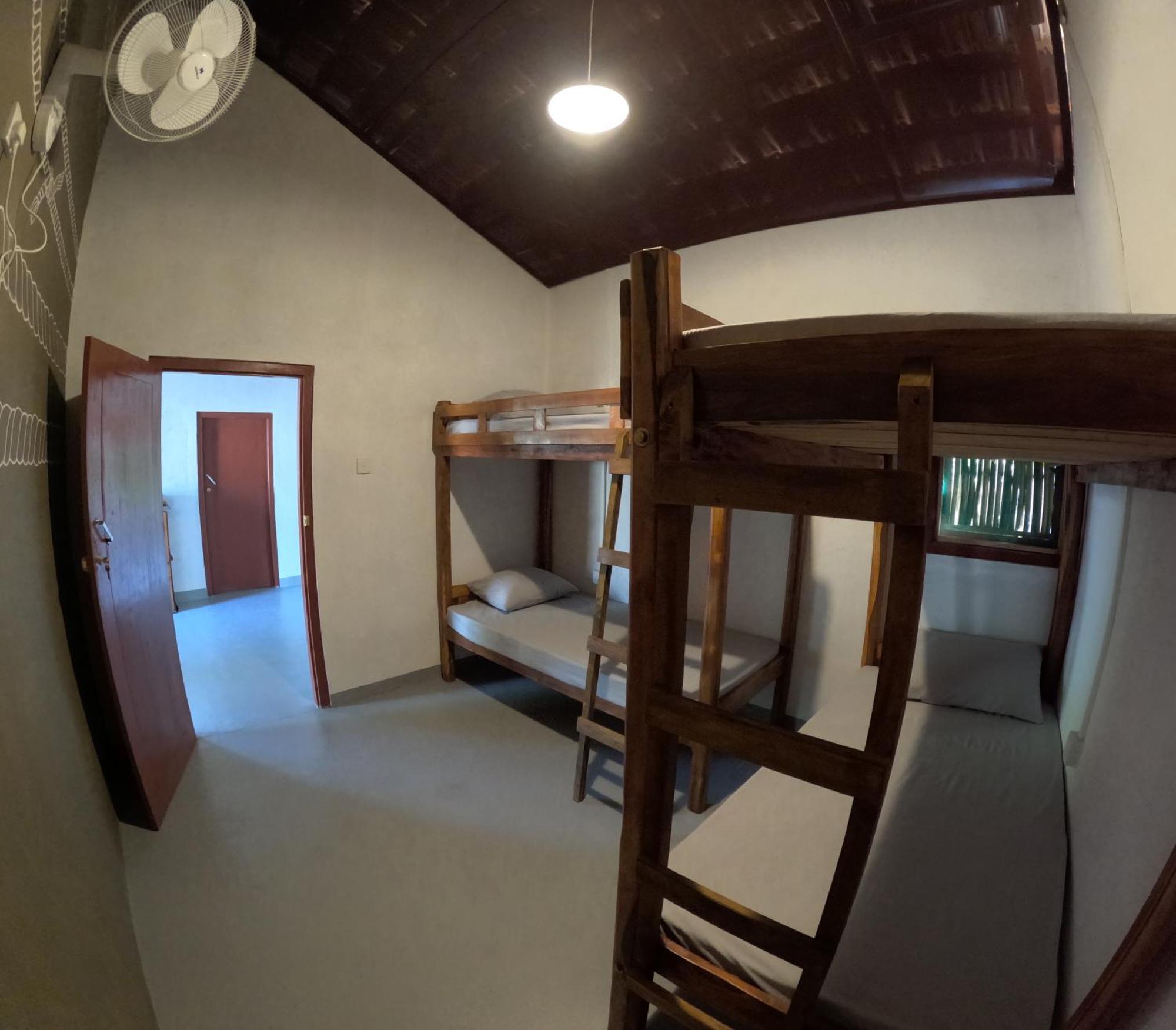 C U Hostel Trincomalee Dış mekan fotoğraf